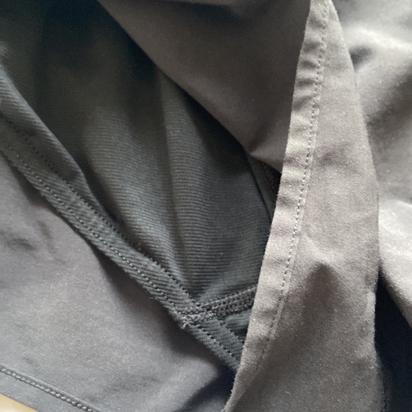 Lululemon Hotty Hot Short - Picture 4 of 6